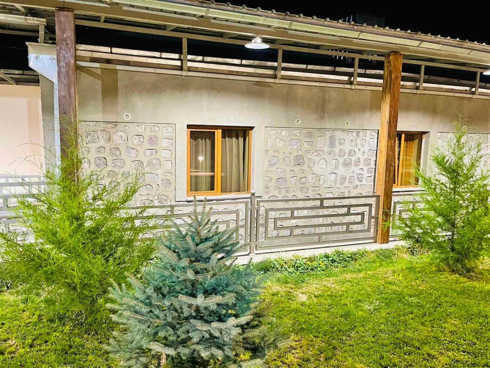 Lara Hotel Goris Buitenkant foto