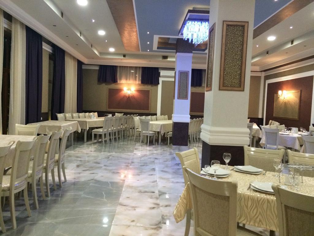 Lara Hotel Goris Buitenkant foto