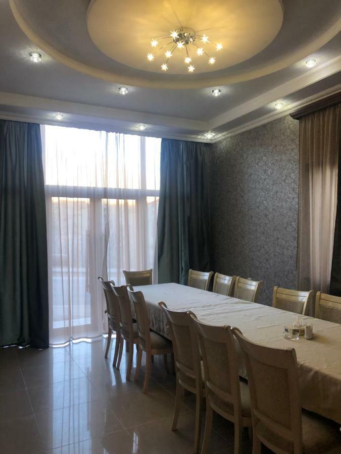 Lara Hotel Goris Buitenkant foto