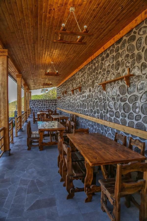 Lara Hotel Goris Buitenkant foto